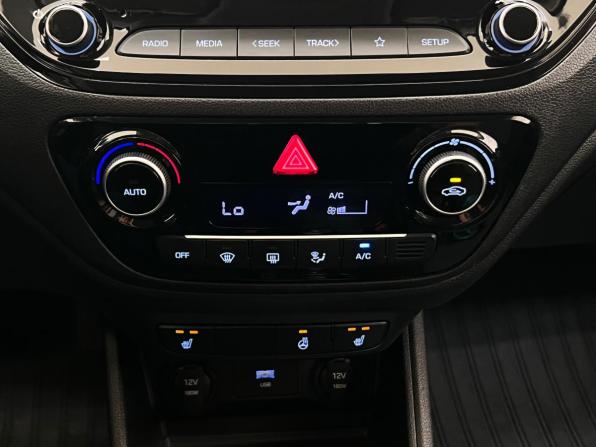 Hyundai Solaris II Рестайлинг с пробегом 2021 года, цена 1 850 000 рублей, 40000 км, седан, Автокод Объявления