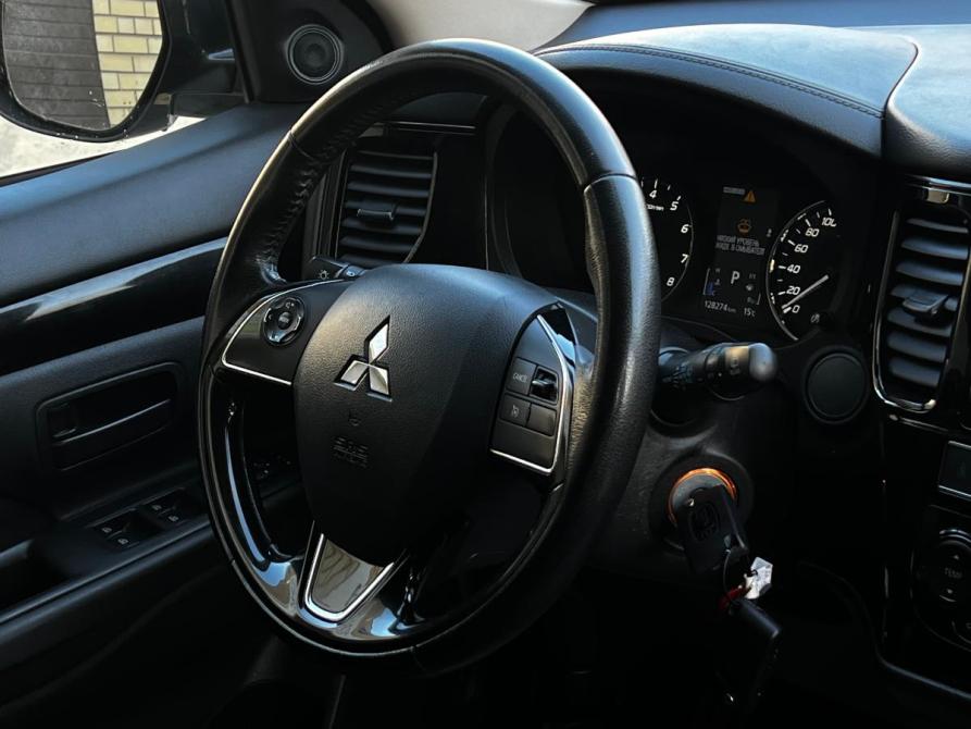 Mitsubishi Outlander III Рестайлинг 3 Вологда  - изображение 13
