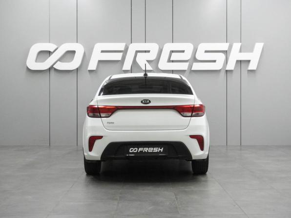 Kia Rio IV с пробегом 2018 года, цена 1 349 000 рублей, 154373 км, седан, Автокод Объявления