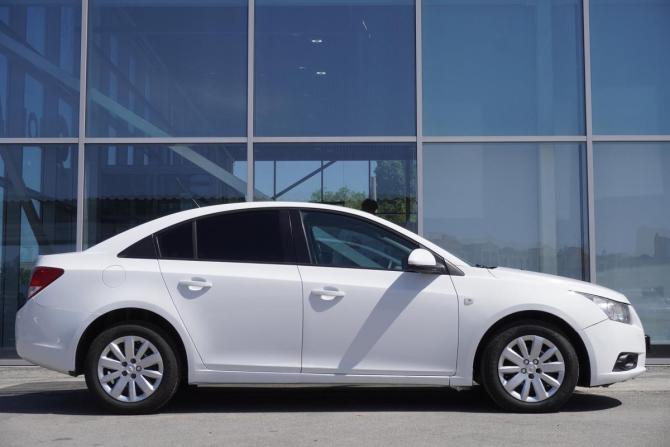 Chevrolet Cruze I Рестайлинг с пробегом 2012 года, цена 700 000 рублей, 220010 км, седан, Автокод Объявления