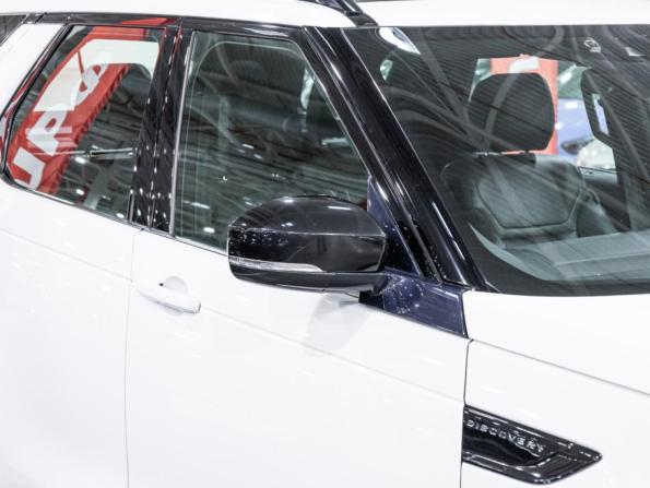 Land Rover Discovery V с пробегом 2019 года, цена 3 811 500 рублей, 155029 км, внедорожник, Автокод Объявления
