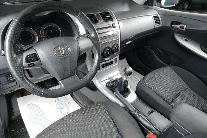 Toyota Corolla X (E140 E150) Рестайлинг с пробегом 2012 года, цена 699 000 рублей, 227634 км, седан, Автокод Объявления