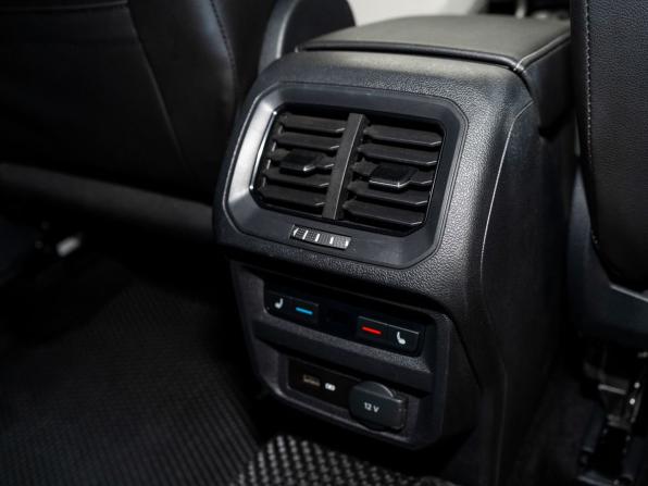 Volkswagen Tiguan II с пробегом 2019 года, цена 2 480 000 рублей, 97250 км, внедорожник, Автокод Объявления
