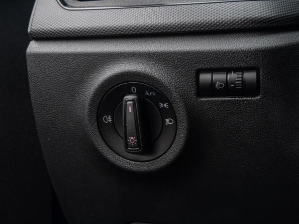 Volkswagen Polo VI с пробегом 2021 года, цена 1 700 000 рублей, 37238 км, лифтбек, Автокод Объявления