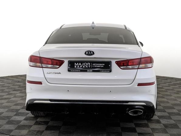 Kia Optima IV Рестайлинг с пробегом 2018 года, цена 1 590 000 рублей, 171095 км, седан, Автокод Объявления