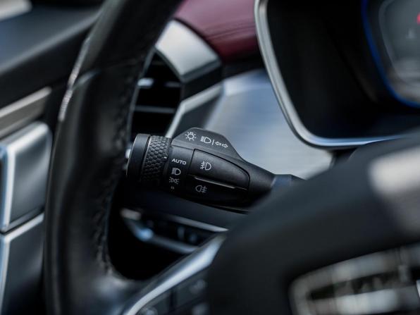 Geely Coolray I с пробегом 2022 года, цена 1 670 000 рублей, 75468 км, внедорожник, Автокод Объявления