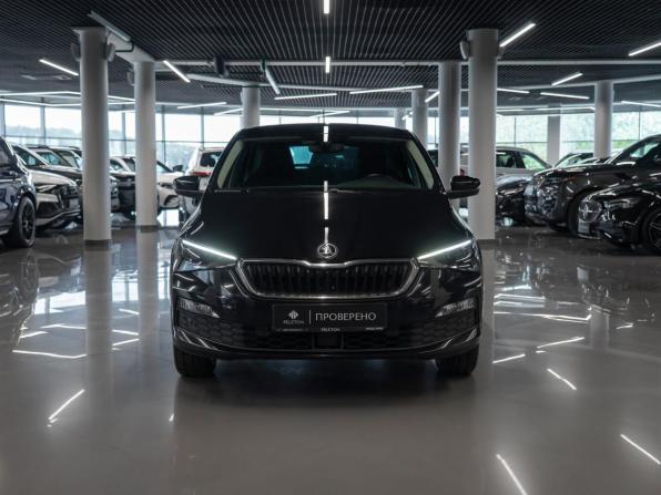 Skoda Rapid II с пробегом 2021 года, цена 1 990 000 рублей, 54506 км, лифтбек, Автокод Объявления