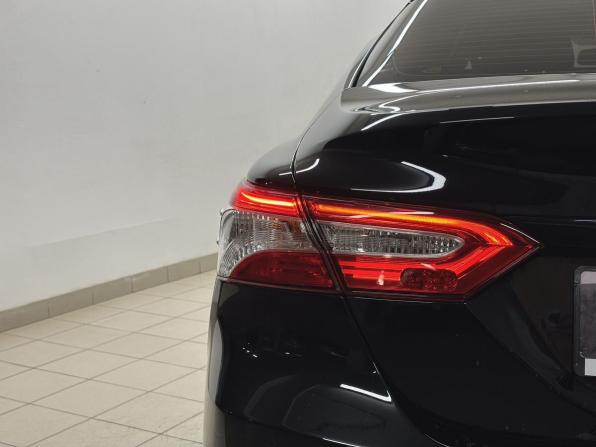 Toyota Camry VIII (XV70) Рестайлинг с пробегом 2021 года, цена 3 149 000 рублей, 74193 км, седан, Автокод Объявления
