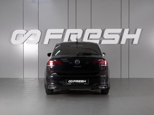 Volkswagen Polo VI с пробегом 2021 года, цена 1 599 000 рублей, 90275 км, лифтбек, Автокод Объявления