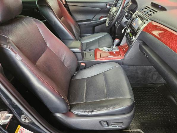 Toyota Camry VII (XV50) с пробегом 2012 года, цена 1 250 000 рублей, 258007 км, седан, Автокод Объявления