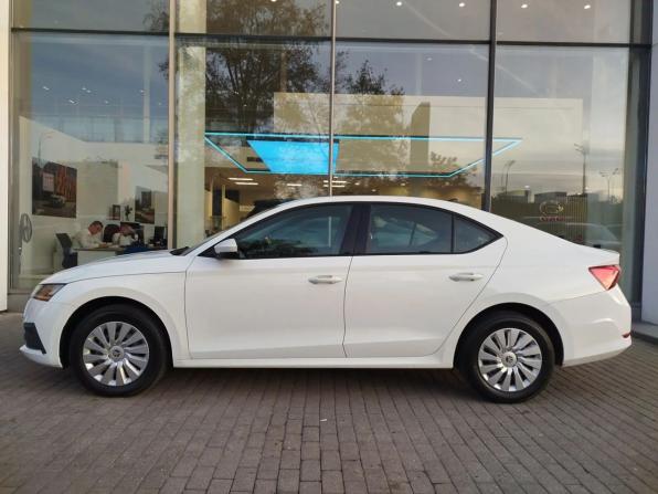 Skoda Octavia IV (A8) с пробегом 2021 года, цена 1 659 000 рублей, 210191 км, лифтбек, Автокод Объявления