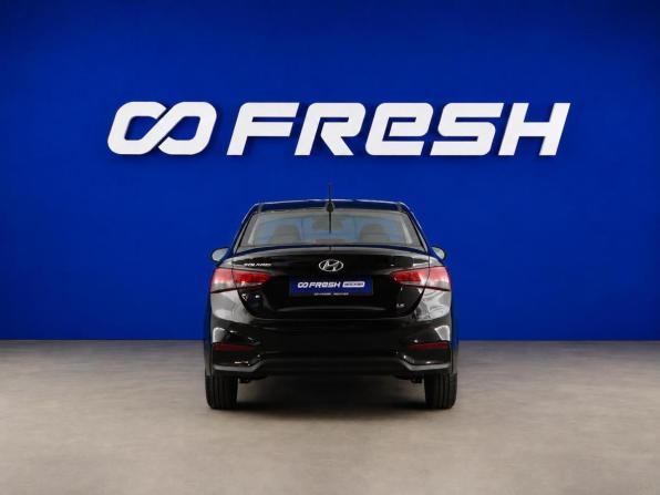 Hyundai Solaris II с пробегом 2019 года, цена 1 600 444 рубля, 17295 км, седан, Автокод Объявления