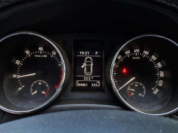 Skoda Yeti I с пробегом 2012 года, цена 771 000 рублей, 284461 км, внедорожник, Автокод Объявления