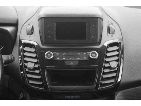 Ford Tourneo Connect II Рестайлинг с пробегом 2018 года, цена 1 700 000 рублей, 137276 км, компактвэн, Автокод Объявления