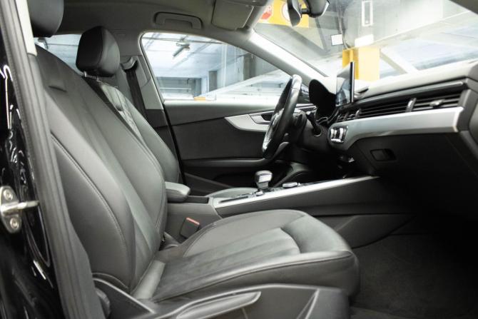 Audi A4 V (B9) с пробегом 2018 года, цена 2 099 000 рублей, 153118 км, седан, Автокод Объявления