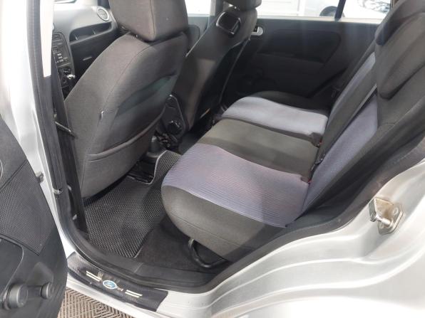 Ford Fusion I Рестайлинг с пробегом 2007 года, цена 370 000 рублей, 181000 км, хэтчбек, Автокод Объявления