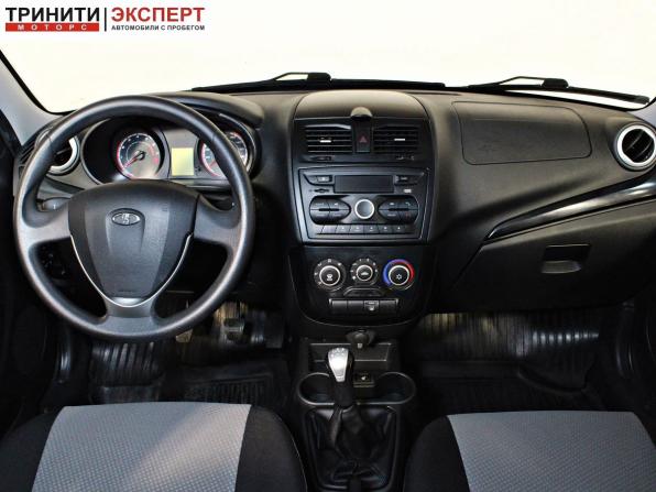 Lada (ВАЗ) Kalina II с пробегом 2017 года, цена 727 000 рублей, 97045 км, универсал, Автокод Объявления