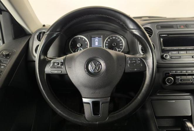 Volkswagen Tiguan I Рестайлинг с пробегом 2012 года, цена 1 355 000 рублей, 174000 км, внедорожник, Автокод Объявления