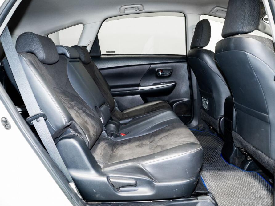 Toyota Prius Alpha I (ZVW40/41) Рестайлинг Чита  - изображение 5