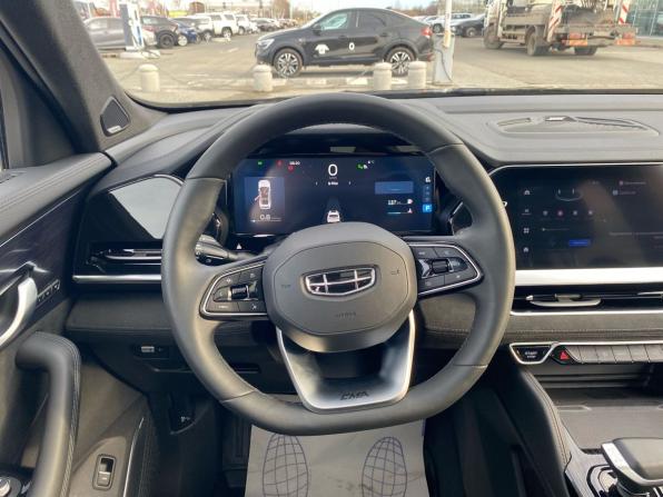 Geely Monjaro I с пробегом 2024 года, цена 3 689 000 рублей, 3959 км, внедорожник, Автокод Объявления