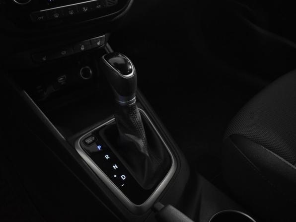 Hyundai Solaris II с пробегом 2020 года, цена 1 379 000 рублей, 124106 км, седан, Автокод Объявления
