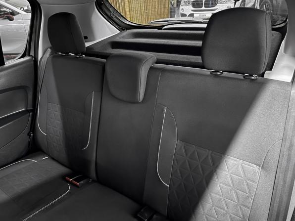 Renault Sandero II Рестайлинг с пробегом 2019 года, цена 1 070 000 рублей, 86131 км, хэтчбек, Автокод Объявления