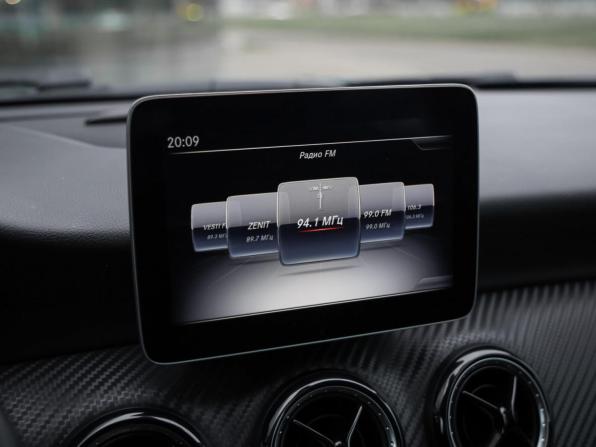 Mercedes-Benz GLA I (X156) Рестайлинг с пробегом 2019 года, цена 2 369 000 рублей, 82591 км, внедорожник, Автокод Объявления