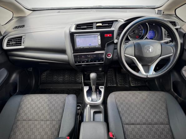 Honda Fit II с пробегом 2014 года, цена 1 050 000 рублей, 98000 км, хэтчбек, Автокод Объявления