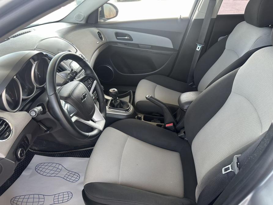 Chevrolet Cruze I Рестайлинг Волгоград  - изображение 8