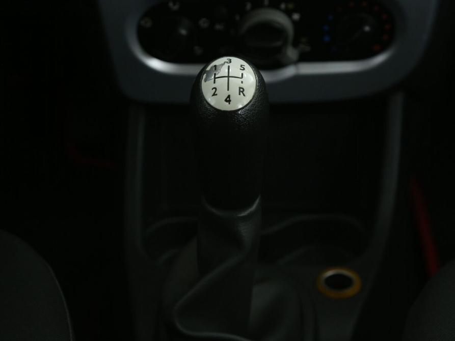 Renault Sandero I Иваново  - изображение 15