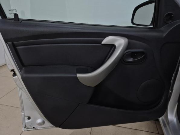 Renault Sandero I с пробегом 2014 года, цена 515 000 рублей, 166890 км, хэтчбек, Автокод Объявления
