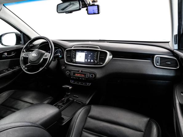 Kia Sorento III Prime Рестайлинг с пробегом 2019 года, цена 2 575 000 рублей, 109000 км, внедорожник, Автокод Объявления