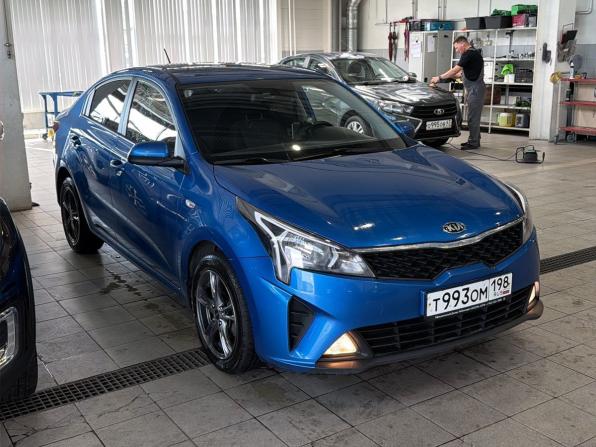 Kia Rio IV Рестайлинг с пробегом 2020 года, цена 1 690 000 рублей, 48000 км, седан, Автокод Объявления