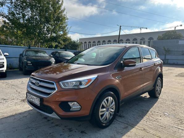 Ford Kuga II Рестайлинг с пробегом 2017 года, цена 1 079 000 рублей, 297378 км, внедорожник, Автокод Объявления