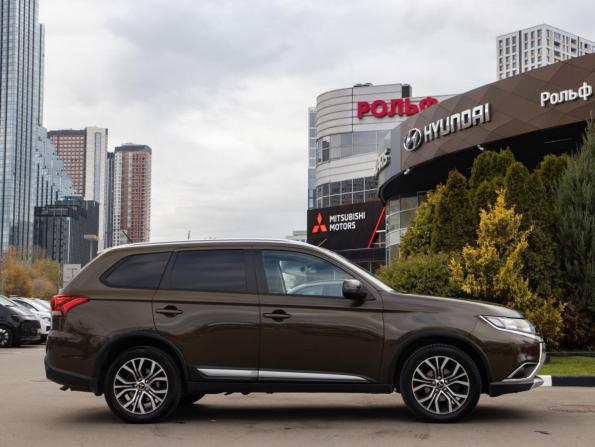 Mitsubishi Outlander III Рестайлинг с пробегом 2015 года, цена 1 980 000 рублей, 142472 км, внедорожник, Автокод Объявления