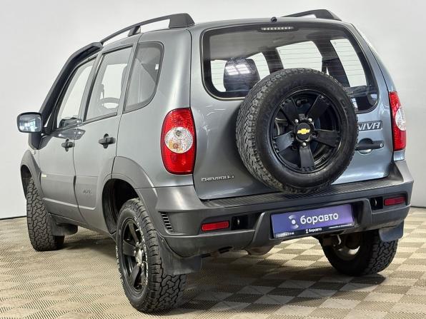 Chevrolet Niva I Рестайлинг с пробегом 2015 года, цена 690 000 рублей, 125315 км, внедорожник, Автокод Объявления