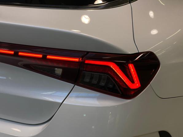 Kia K5 III с пробегом 2020 года, цена 2 580 000 рублей, 57191 км, седан, Автокод Объявления