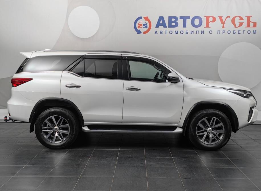 Toyota Fortuner II Москва  - изображение 5