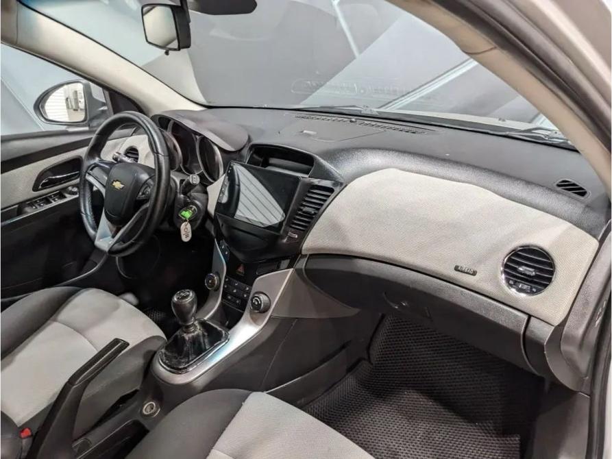 Chevrolet Cruze I Пермь  - изображение 16
