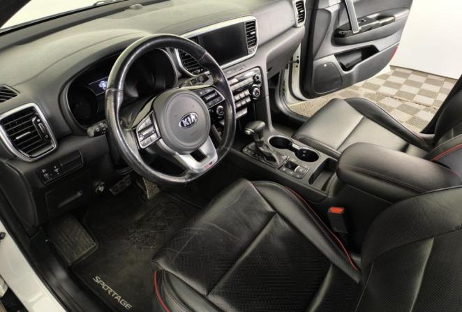 Kia Sportage IV Рестайлинг с пробегом 2018 года, цена 2 200 000 рублей, 192000 км, внедорожник, Автокод Объявления