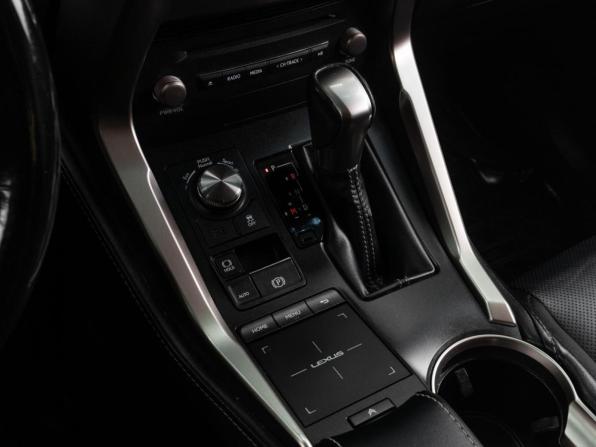 Lexus NX I Рестайлинг с пробегом 2017 года, цена 2 889 000 рублей, 203864 км, внедорожник, Автокод Объявления