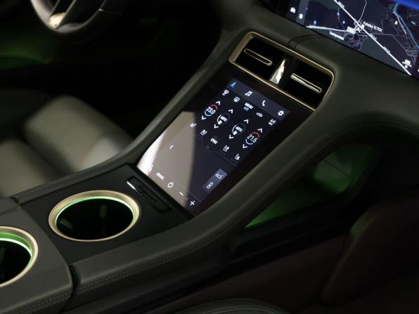 Porsche Taycan I с пробегом 2022 года, цена 10 150 000 рублей, 27808 км, универсал, Автокод Объявления