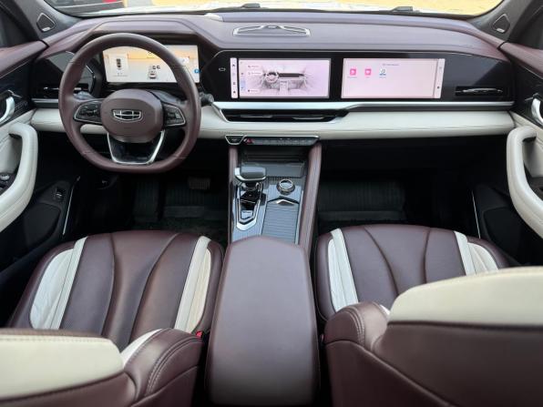 Geely Monjaro I с пробегом 2023 года, цена 3 300 000 рублей, 54024 км, внедорожник, Автокод Объявления