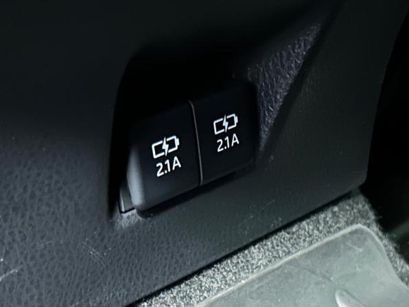Toyota Camry VIII (XV70) Рестайлинг с пробегом 2021 года, цена 3 110 000 рублей, 72000 км, седан, Автокод Объявления