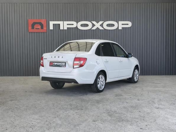 Lada (ВАЗ) Granta I Рестайлинг с пробегом 2022 года, цена 637 000 рублей, 57259 км, седан, Автокод Объявления