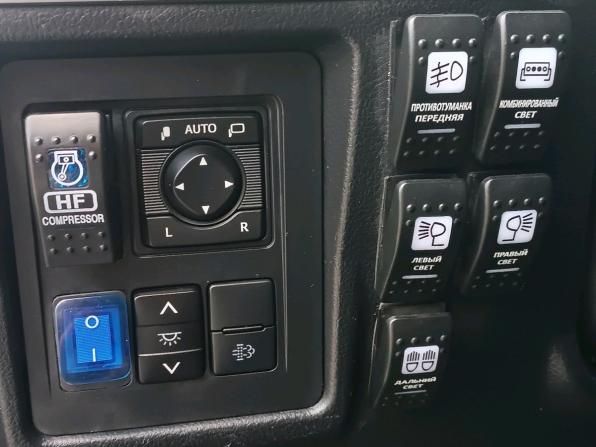 Toyota Land Cruiser Prado 150 Series Рестайлинг 3 с пробегом 2022 года, цена 7 350 000 рублей, 73711 км, внедорожник, Автокод Объявления
