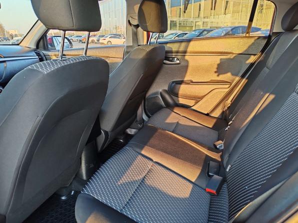 Kia Rio IV с пробегом 2018 года, цена 1 445 000 рублей, 95352 км, хэтчбек, Автокод Объявления