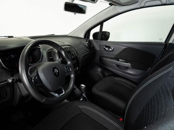 Renault Kaptur I с пробегом 2017 года, цена 1 498 000 рублей, 50000 км, внедорожник, Автокод Объявления