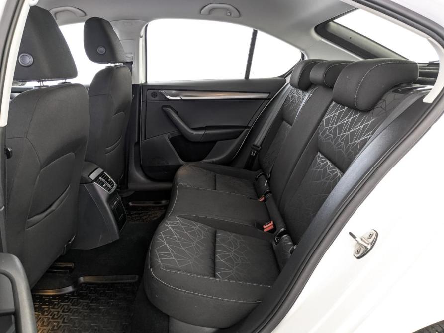 Skoda Octavia III (A7) Рестайлинг Москва  - изображение 18