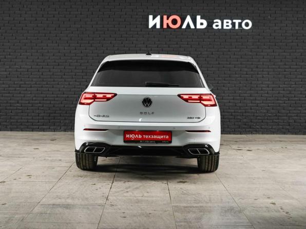 Volkswagen Golf VIII с пробегом 2024 года, цена 3 860 000 рублей, 5303 км, хэтчбек, Автокод Объявления